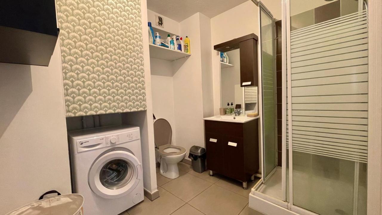 Studio cosy tout équipé - idéalement situé Saint-Denis Exterior foto